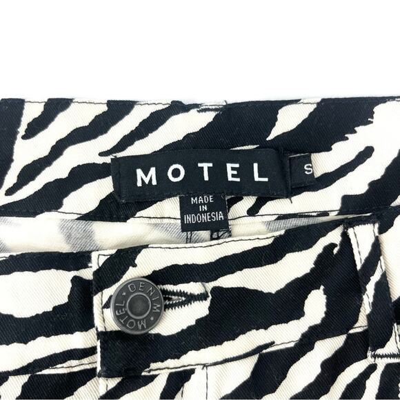 Motel Rocks Zoven 90s Zebra Print Flare Trousers Size Small - Picture 7 of 10